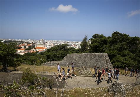 DVIDS - News - Noncommissioned officers tour Okinawa battle sites