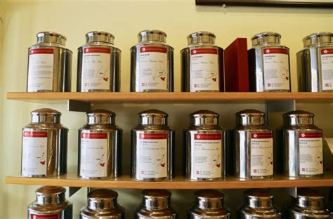 Red Blossom Tea Company - Shop Chinatown