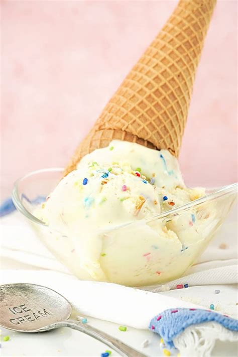 Funfetti Ice Cream (easy no-churn recipe) - Vintage Kitchen Notes