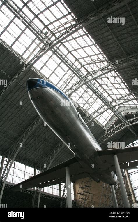 War museum, Brussels, Belgium Stock Photo - Alamy