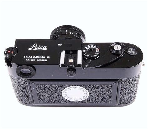 Leica MP Classic — LEICA MOMENT REVIEW