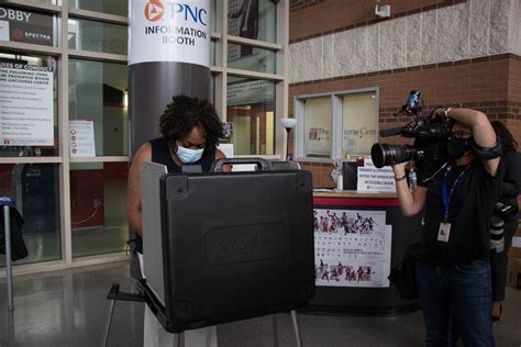 Liacouras Center opens as satellite election office - The Temple News