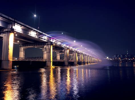 Banpo Bridge Seoul Travel, Bus Travel, Seoul Attractions, Riverside ...