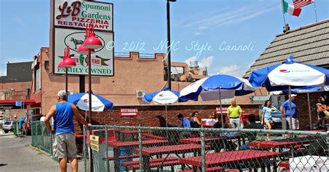 L & B Spumoni Gardens | NYC, Style & a little Cannoli