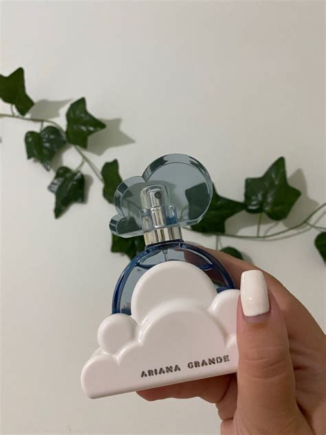 Cloud by Ariana Grande🤍 | Perfumes frescos, Perfume, Fragancia