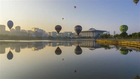 Top 9 Things to Do in Putrajaya Lake Selangor