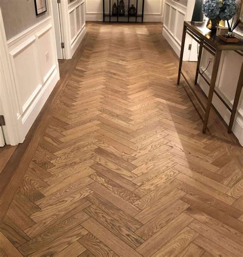 Natural Smooth Oak Herringbone Parquet Hard Wax Oiled | TW-E955