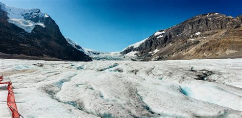 ATHABASCA GLACIER TOUR: Columbia Ice Explorer & Skywalk – Overland For Good