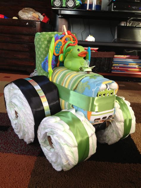 Tractor diaper cake! | To do | Pinterest