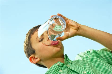 Up Close and Personal: Water Use at Home - Water Education Foundation