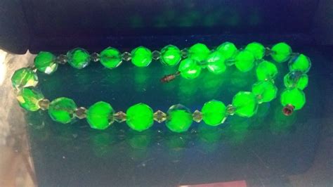 1930s bicolour faceted uranium glass necklace | Collectors Weekly