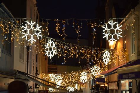 Street Decorations – Gala Lights Ltd