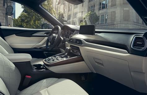 Car Buying Guide - 5 Best SUV Interiors | Web2Carz