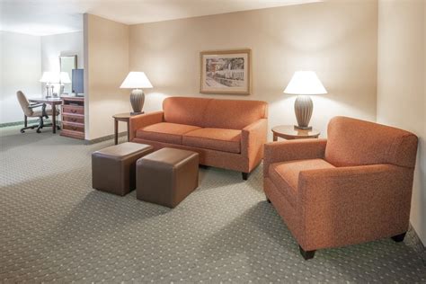 Hotel Room Amenities | The Elms | Oxford Ohio