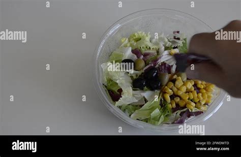 Salad takeaway Stock Videos & Footage - HD and 4K Video Clips - Alamy