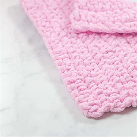 Easy Crochet Baby Blanket - Easy Crochet Patterns | Baby blanket crochet pattern easy, Easy ...