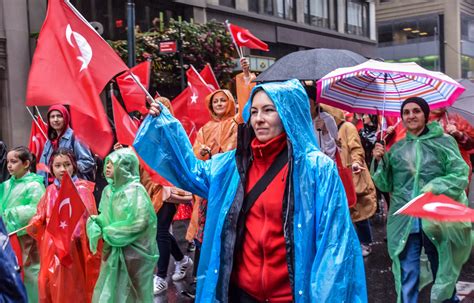 Turkish diaspora in New York celebrates 40th Turkish Day Parade | Daily Sabah