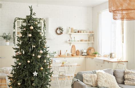 Où installer le sapin de Noël dans la maison ? - Elle Décoration