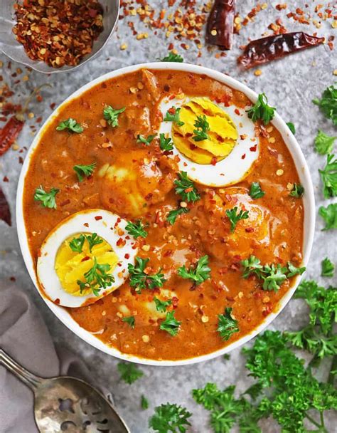 Easy Egg Curry Recipe - Savory Spin