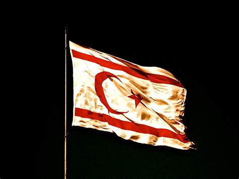 kktc flag | Flag blowing in the wind | Hasan | Flickr