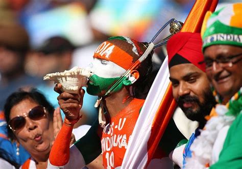 10 Types of Cricket Fans You Will See In India - Playo