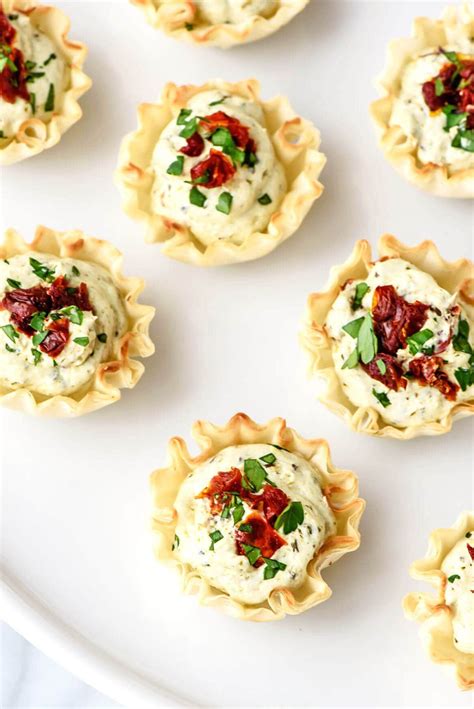 Your Christmas Party Guests Will Devour These Holiday Appetizers ...