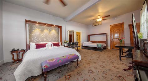 Sutter Creek Accommodations | 21 Hotel Rooms in Northern CA