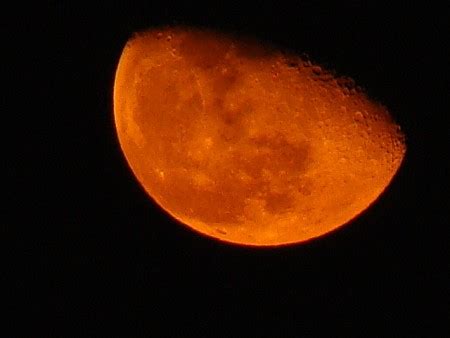 Orange Moon | Overview, Wavelengths & Color Shifts - Lesson | Study.com