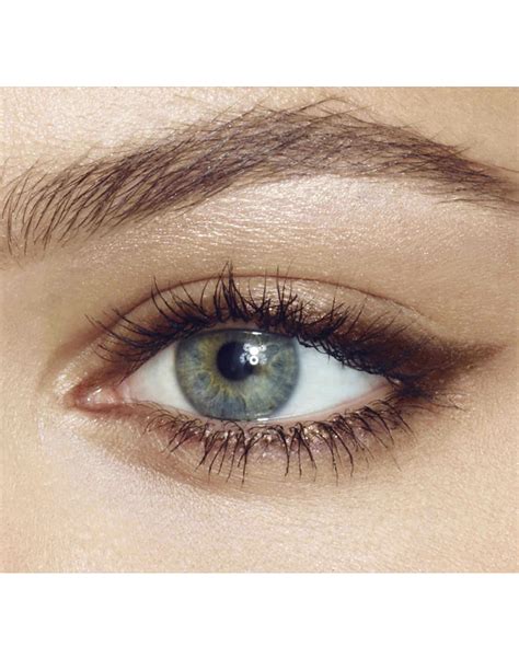 Soft medium brown eyeliner pencil Eye Makeup Tips, Makeup Eyeliner, Smudged Eyeliner, Eyeliner ...