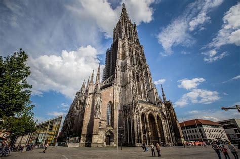 Katedrála v Ulmu (1377) | Cathedral, German architecture, Germany