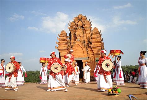 Văn hoá dân tộc Việt Nam và những đặc trưng tiêu biểu - Heritage ...