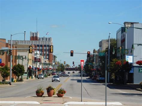 15 Best Things to Do in Galesburg (IL) - The Crazy Tourist