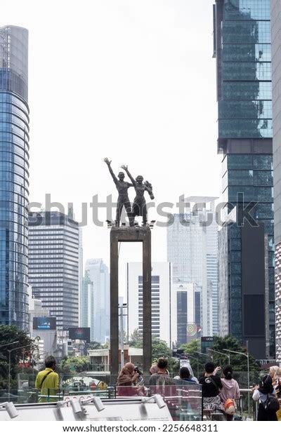 Welcome Statue Hotel Indonesia Roundabout Between Stock Photo ...