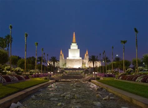 LDS Art: Oakland Temple - Night Stream photo by Robert A. Boyd Artist ...