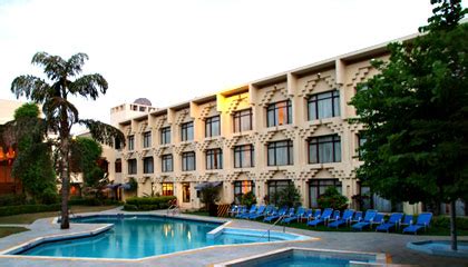 5 Star Hotels in Vadodara - Five Star Hotel Baroda - Reservation/Booking for 5 Star Hotels Vadodara