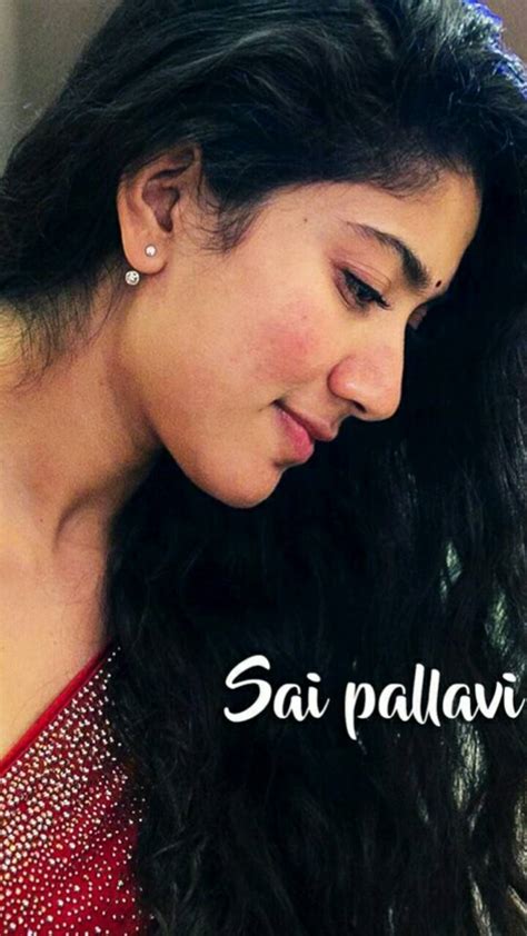 Sai Pallavi - Beauty Wallpaper Download | MobCup