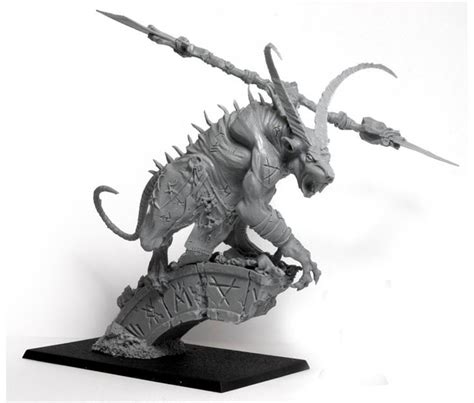 skaven | Warhammer, Miniature figurines, Miniature model