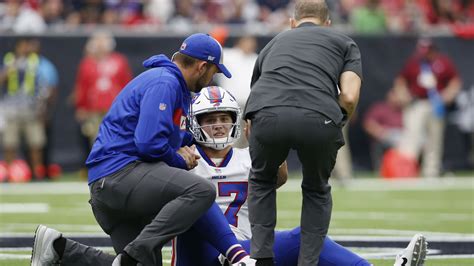 Josh Allen elbow injury: Buffalo Bills’ quarterback arm strength doesn ...