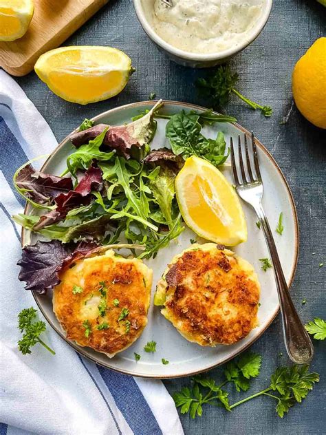 Easy Smoked Haddock Fishcakes - The Real Meal Deal