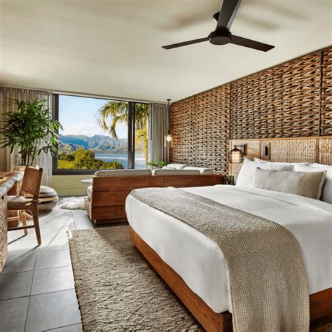 Ocean View Suite with King Bed - 1 Hotel Hanalei Bay