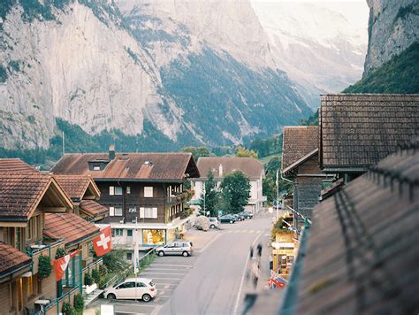 Alpine Village of Lauterbrunnen Switzerland - Entouriste