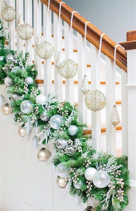 21 White Silver Christmas Decoration That Will Charm You