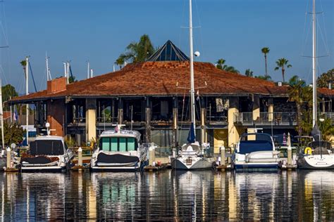 Fire Destroys 80-Year-Old Marina del Rey Yacht Club - LAmag