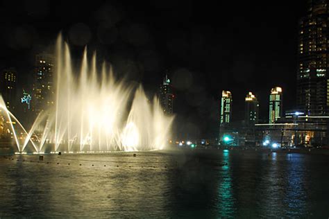 Dubai Mall - Water Fountain | The musical water fountains. T… | Flickr