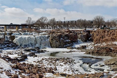 Sioux Falls in South Dakota Falls Park in Winter Photograph by Natural ...