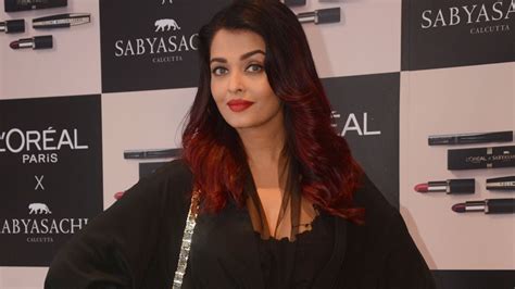 Aishwarya Rai Bachchan’s festive makeup look is as classic as it gets ...