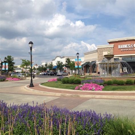 The Promenade Shops at Saucon Valley - Center Valley, PA