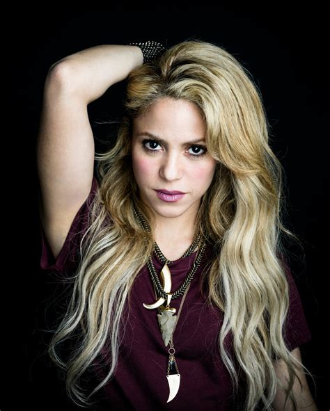 Rate Colombian singer Shakira