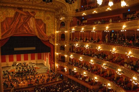 Teatro Colon Inside