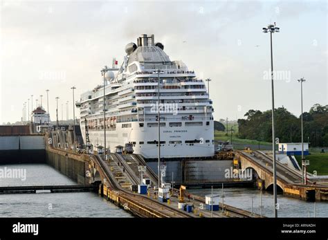 The Coral Princess going through the Panama Canal Stock Photo: 16094332 ...